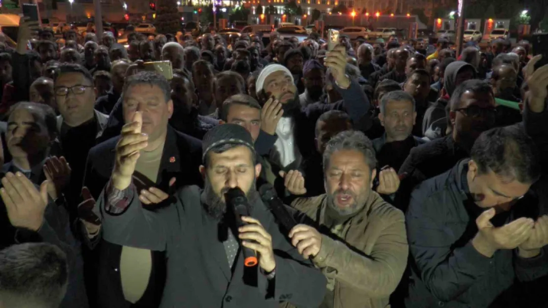 Kayseri'de Filistin için Halk Meydanlarda