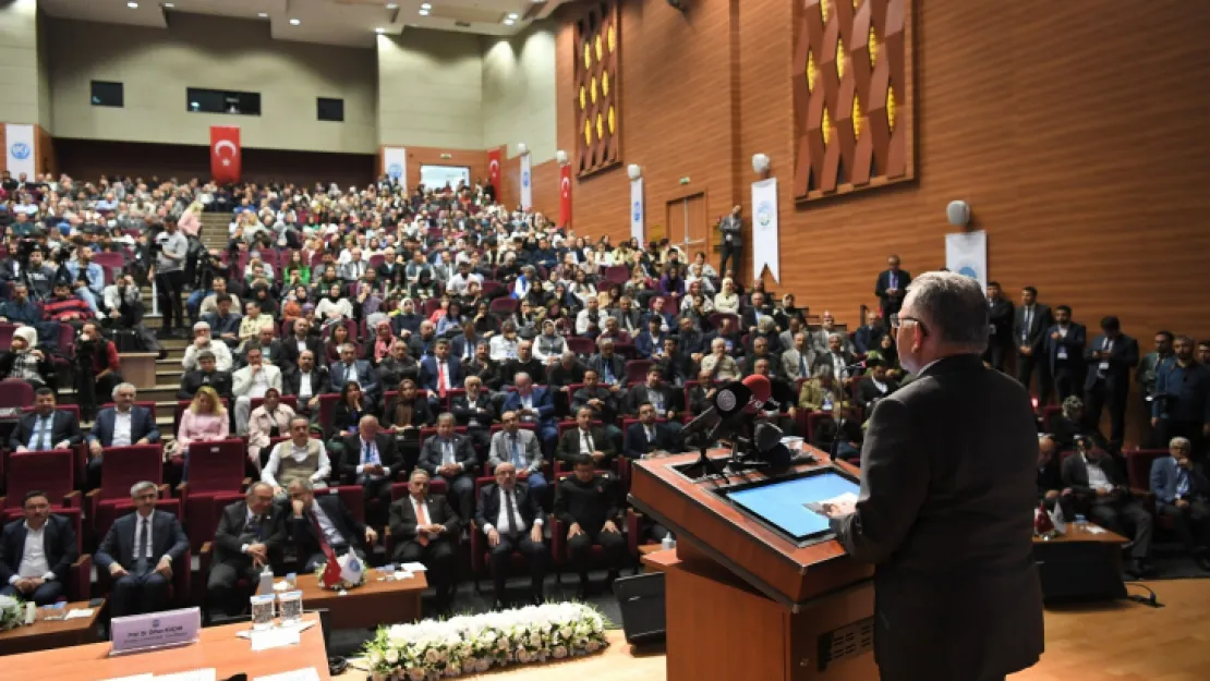 Kayseri'de 'Gençlik ve Aile Çalıştayı'