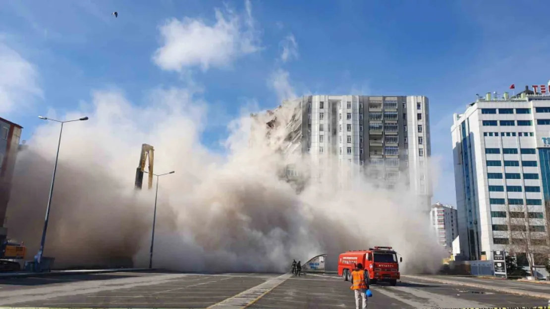 Kayseri'de Ağır Hasarlı bina sayısı 975'e çıktı