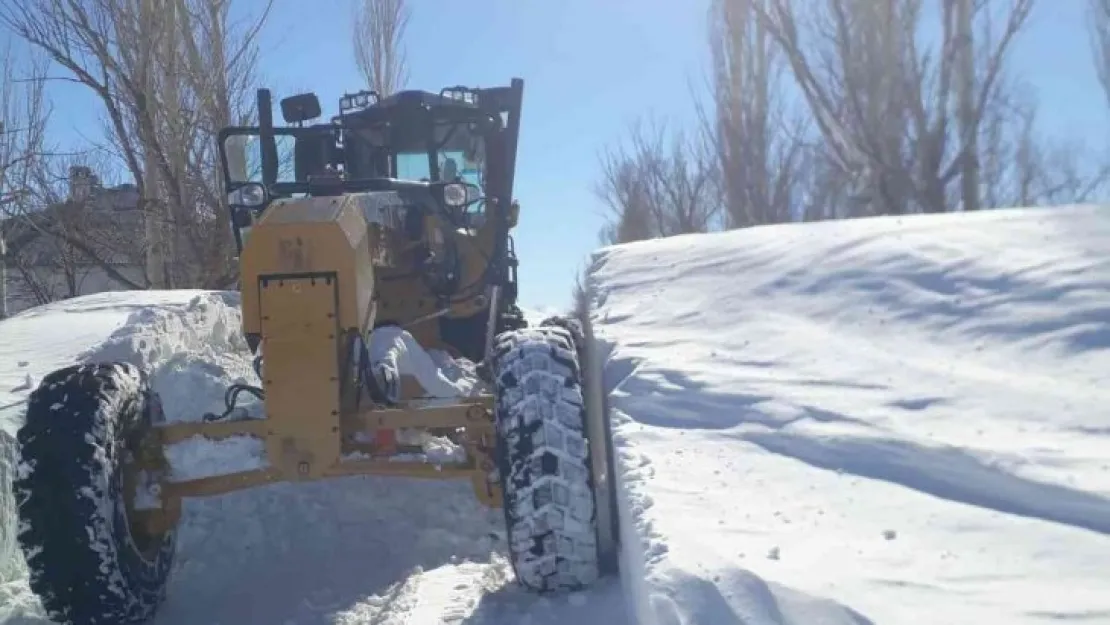 Kayseri'de kapalı 140 mahalle yolu ulaşıma açıldı