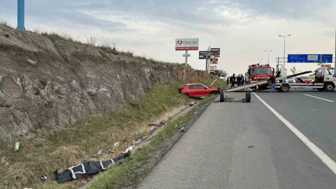 Kayseri'de kazada paramparça olan aracın sürücüsü hayatını kaybetti