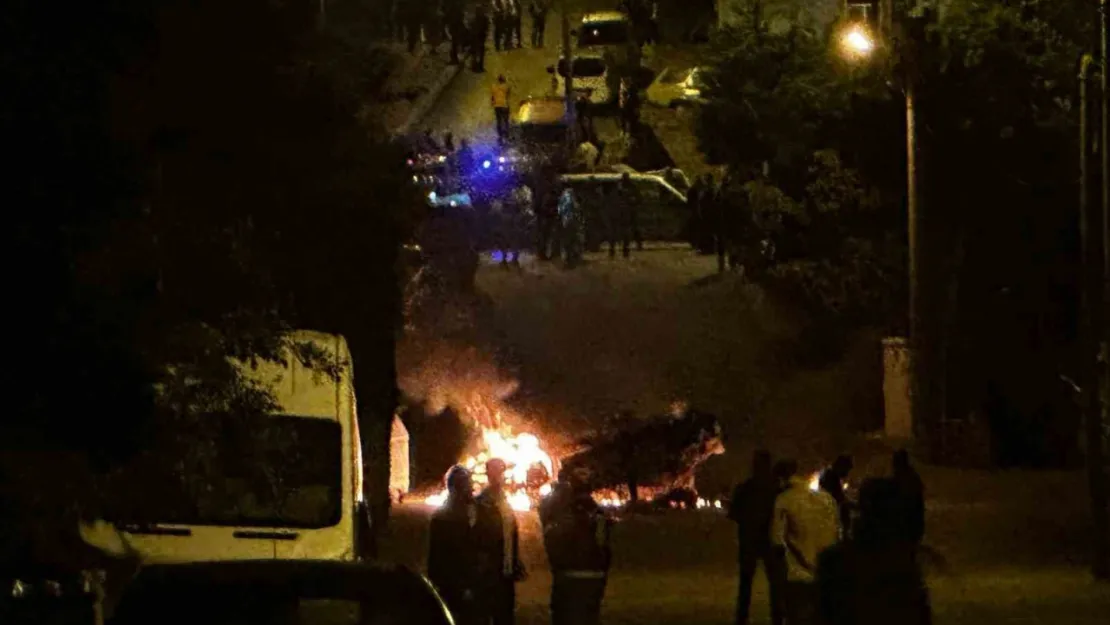 Kayseri'de olaylar dindirilemiyor, olaylarda 10 polis yaralandı