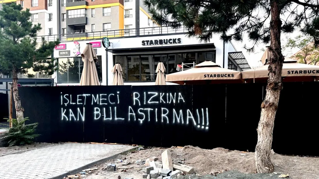 Kayseri'de Starbucks Protestosu: 'Vicdanlar Susmadı!'