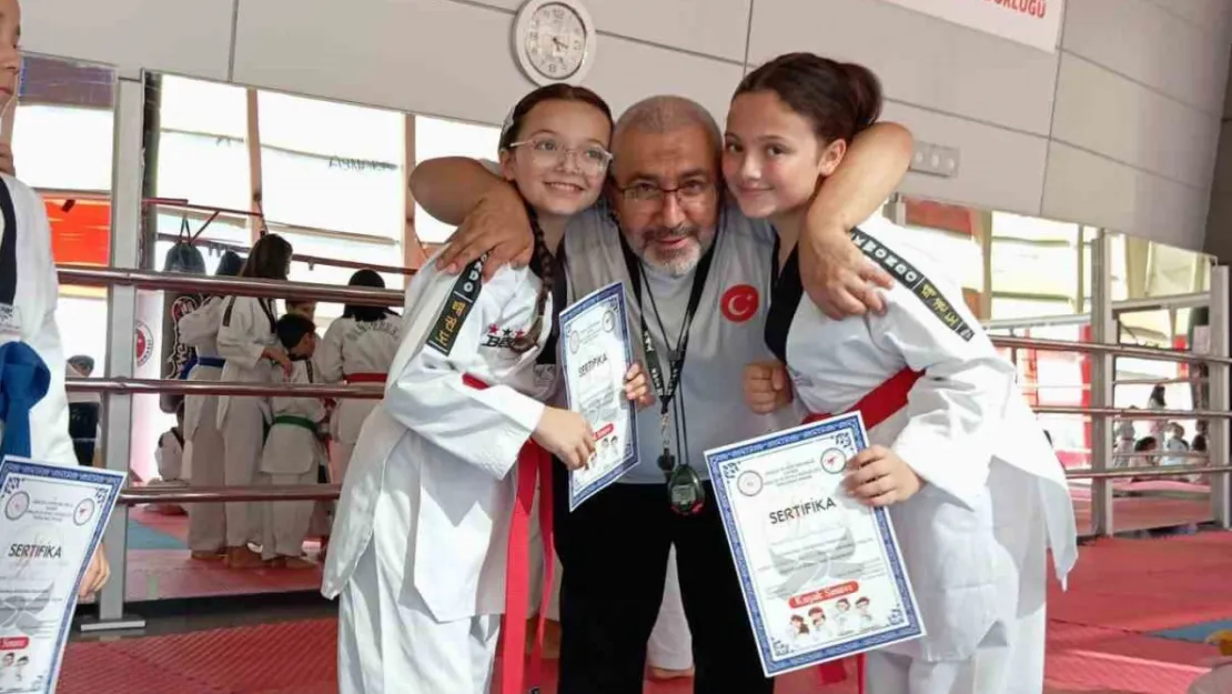 Kayseri'de Taekwondo kuşak terfi töreni yapıldı