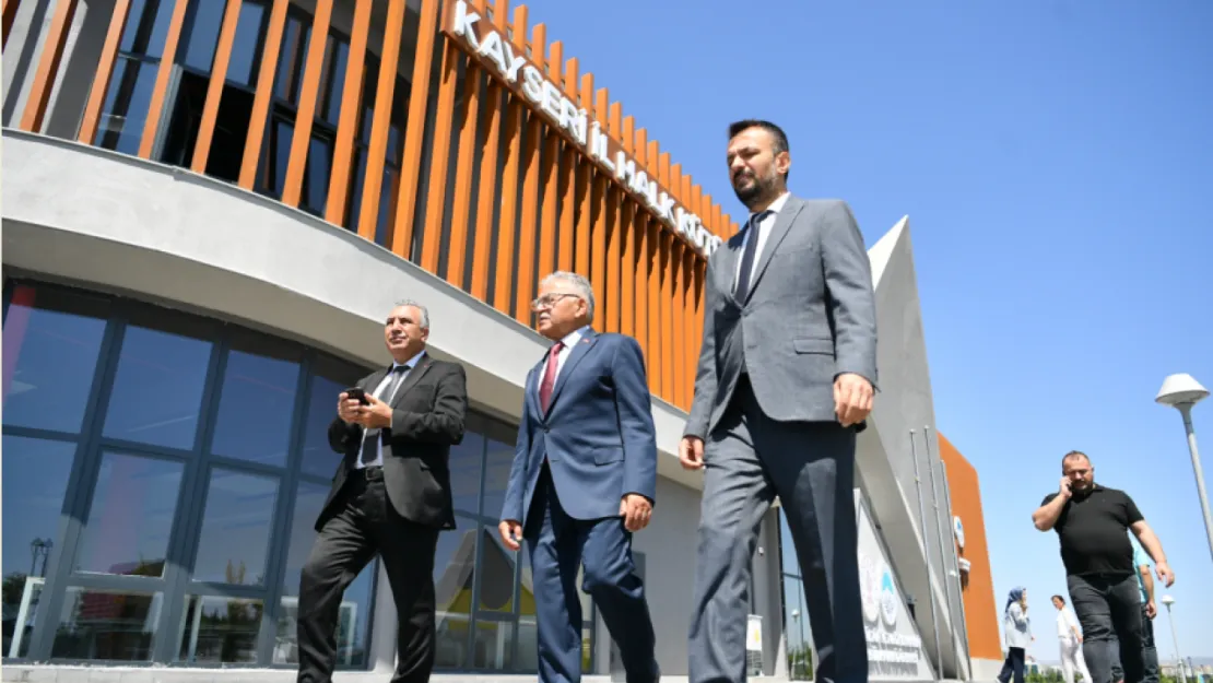 Kayseri'de Yeni Bir Kültür Merkezi: İl Halk Kütüphanesi Millet Bahçesi'nde Açıldı