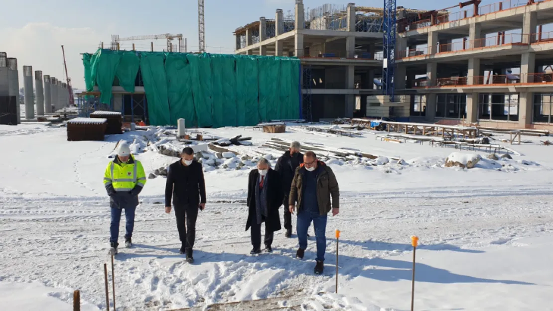Kayseri Havalimanı Yeni Terminal Binası çalışmaları devam ediyor