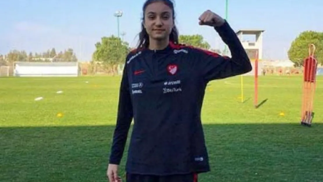 Kayseri Kadın FK'dan Zeynep Bilir'e milli davet