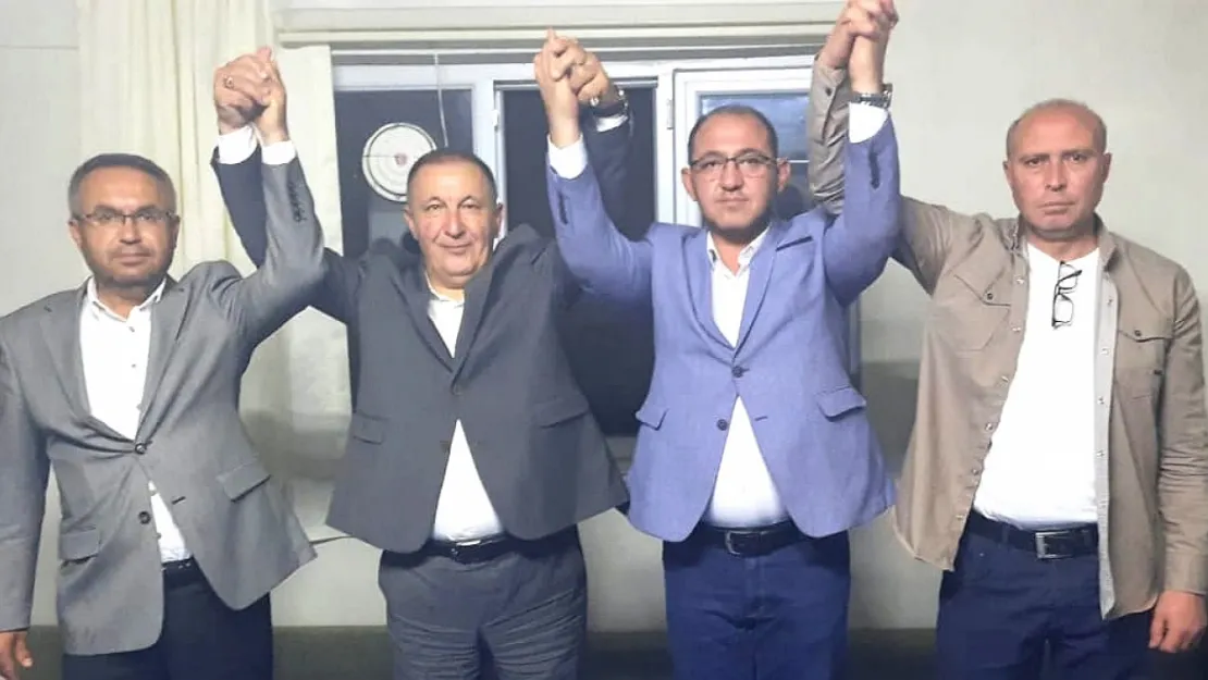 Kayseri Şeker'de 'Çiftçi Güç Birliği' Hüseyin Akay'a Karşı Hareket Geçti!