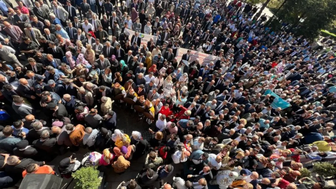 Kayseri Valisi olan Çiçek, eski görev yerinden böyle uğurlandı