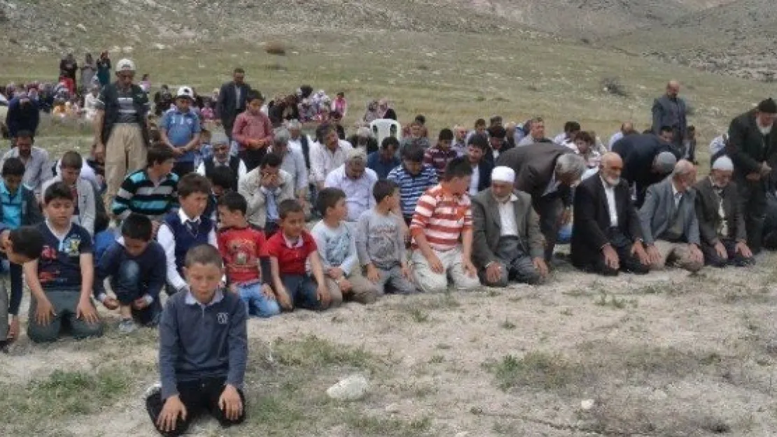 Kayseri'de 7'den 70'e Yağmur Duası