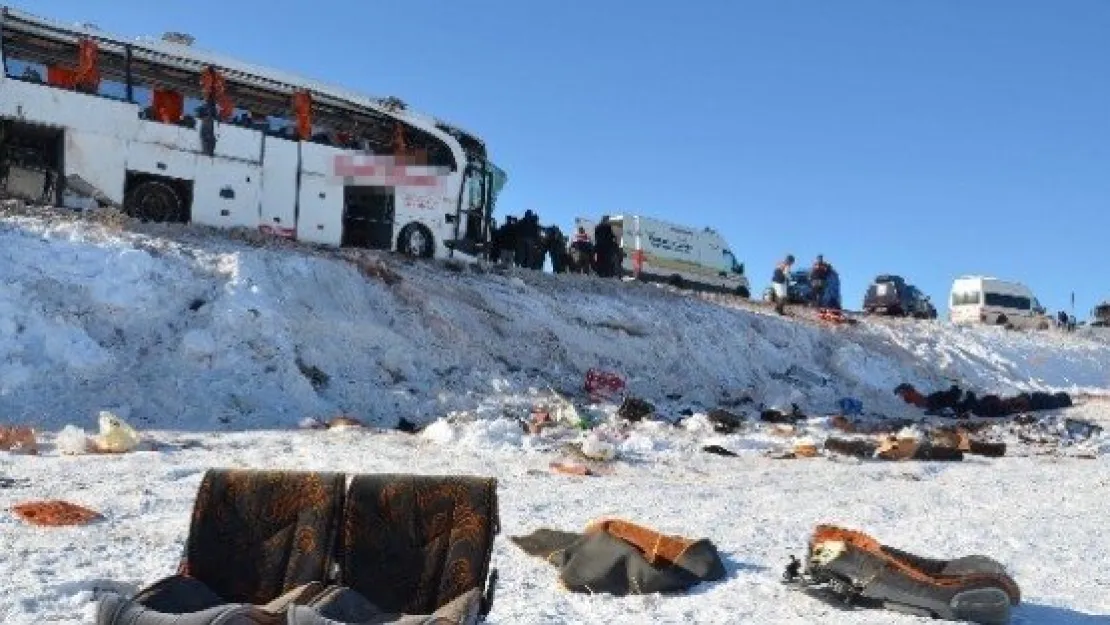 Kayseri'de Otobüs Şarampole Devrildi: 21 Ölü, 29 Yaralı 