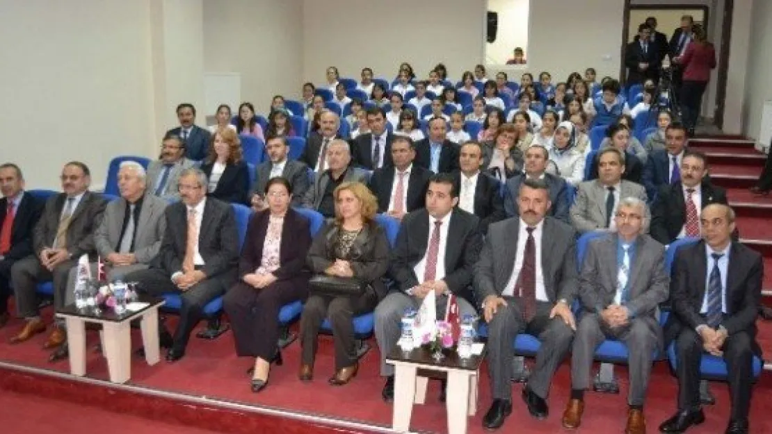 Kayseri'de Plastik Günü Dönüşüm Eğitim Cd'sinin Tanıtım Toplantısı Yapıldı 