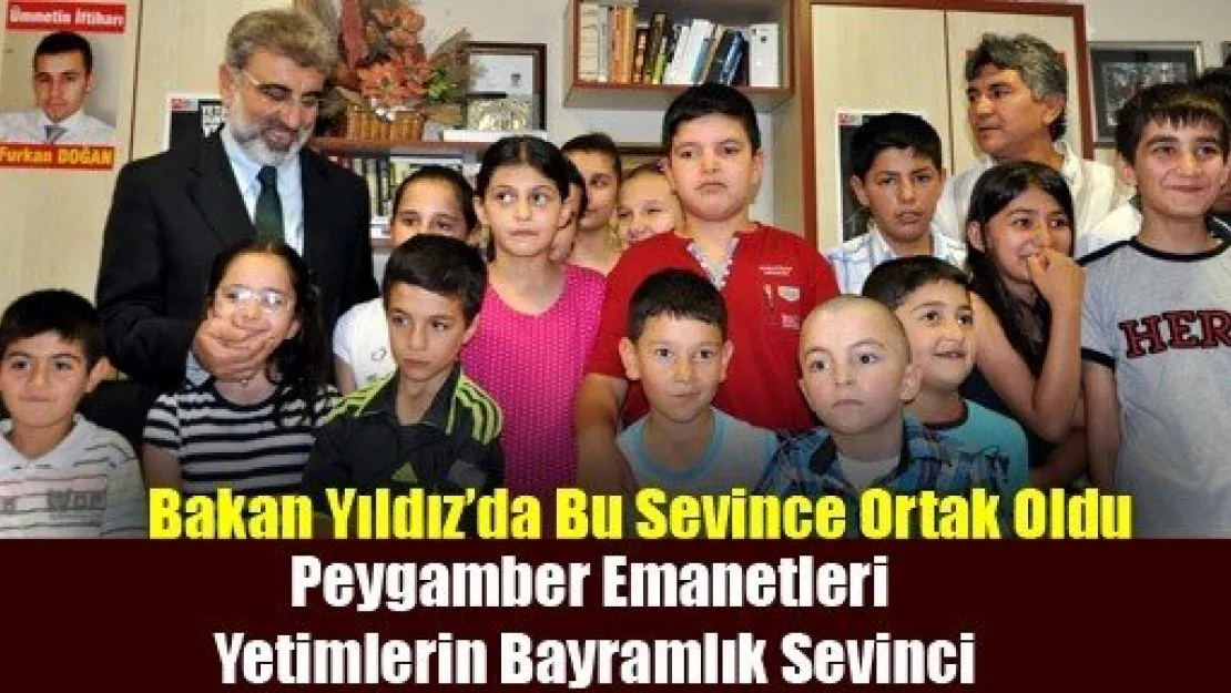 Kayseri'deki Yetimlere Bayramlık Dağıtıldı