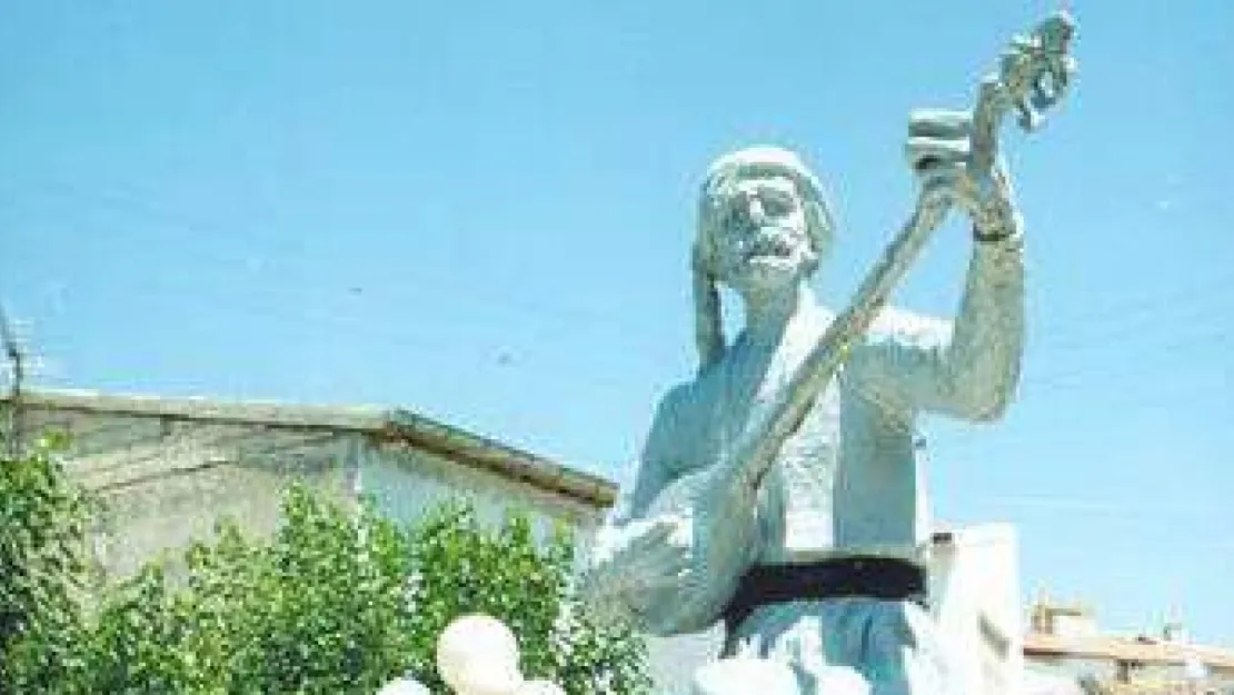 Kayserili halk ozanı: Aşık Seyrani