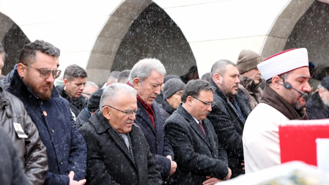 Kayserili Kıbrıs gazisi toprağa verildi