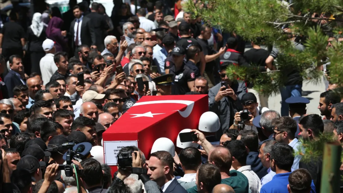 Kayserili Şehit Ümit Üzüm son yolculuğuna uğurlandı