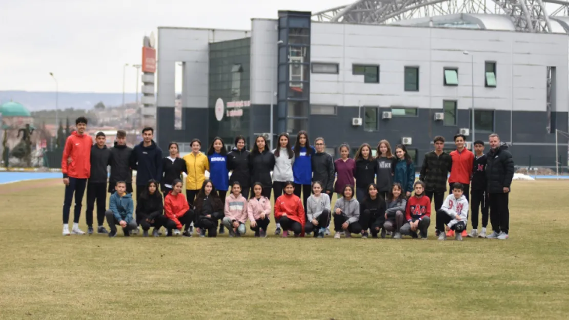 Kayserili sporcular altın madalyaya koştu