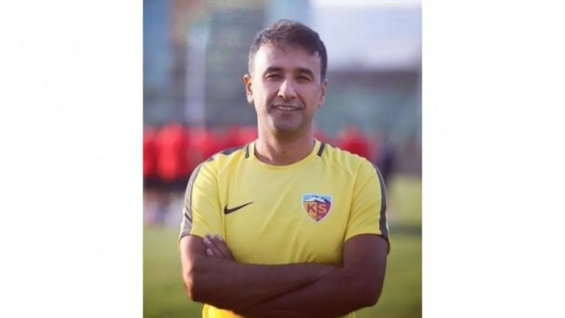 Kayserispor'da Mehmet Karakuş ile yollar ayrıldı