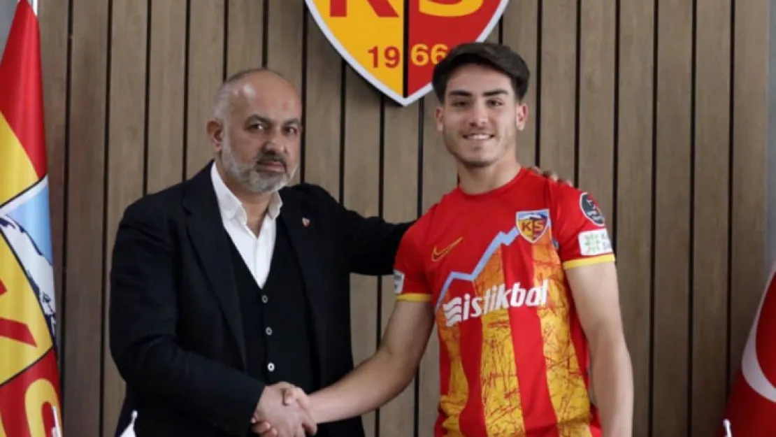 Kayserispor, Ethem ve Ackah ile sözleşme uzattı