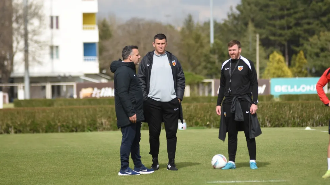 Kayserispor Teknik Direktörü Jakirovic: Metametiksel olarak netleşene kadar mücadele etmeliyiz