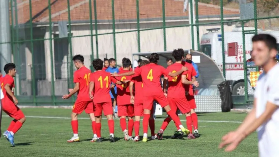 Kayserispor U16 takımı 3 attı, 3 aldı