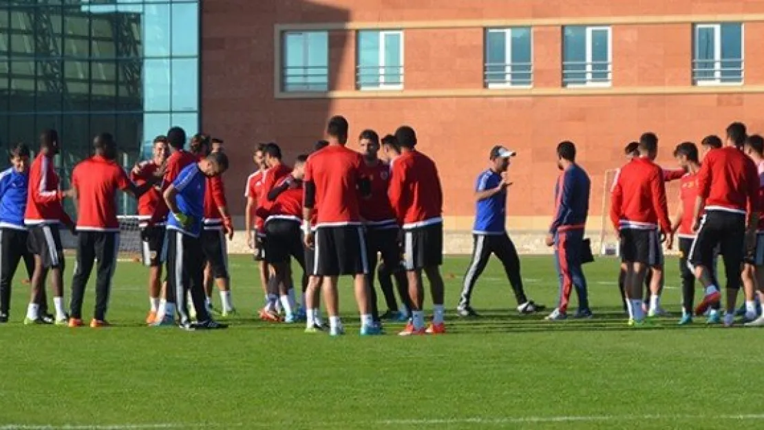Kayserispor'da Fenerbahçe maçı hazırlıkları sürüyor