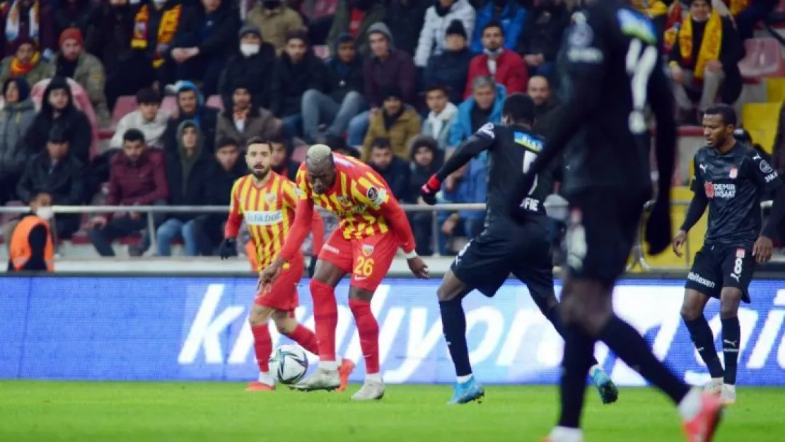 Kayserisporlu Thiam gol krallığını kovalıyor