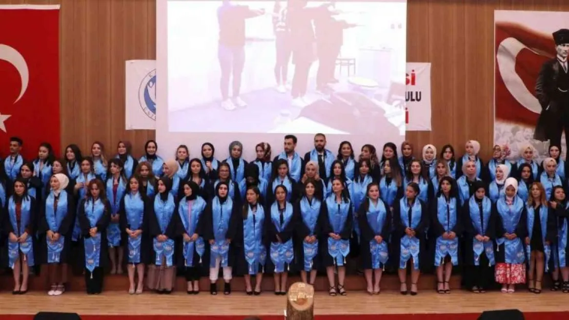 KAYÜ Develi Hüseyin Şahin MYO, 15. Dönem Mezunlarını Verdi