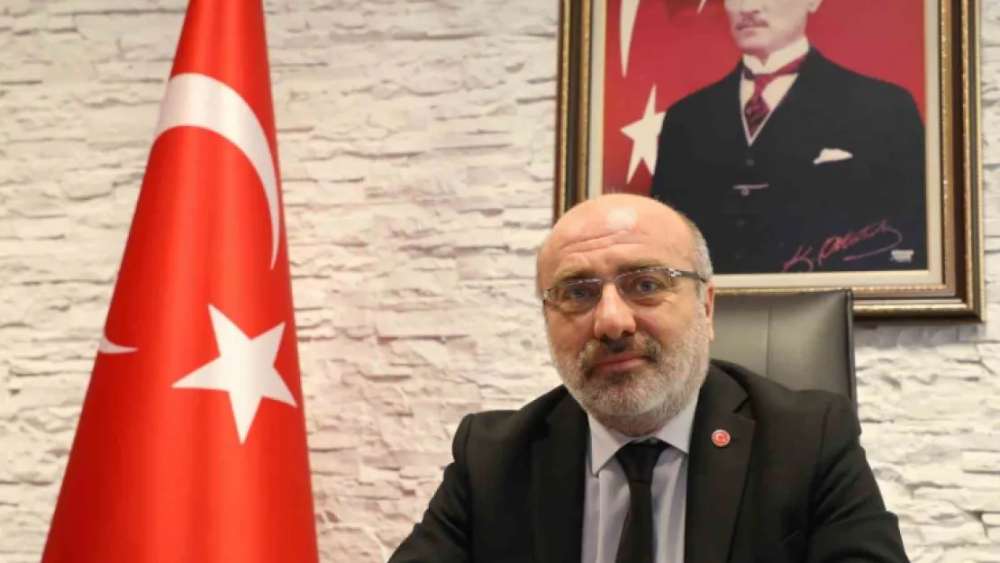 KAYÜ Rektörü Karamustafa'dan 'Cumhuriyet Bayramı' Mesajı