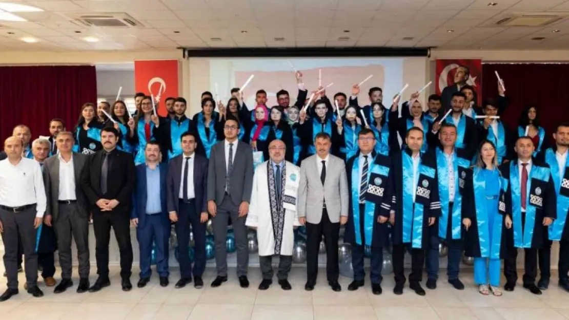 KAYÜ Yeşilhisar MYO'da mezuniyet coşkusu