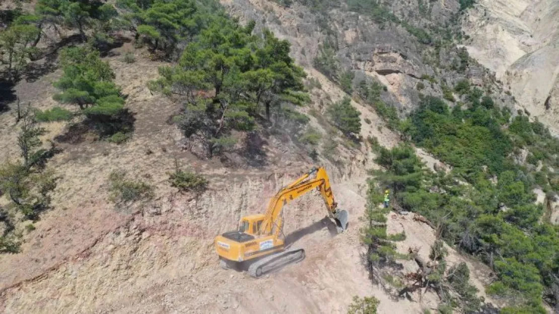 Kırsalda su ve kanalizasyon sorunu yaşayan yerler bir bir çözüme kavuşturuluyor