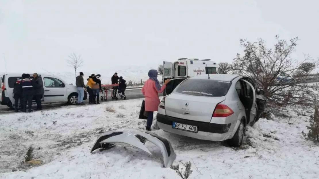 Kırşehir'de trafik kazası: 4 yaralı