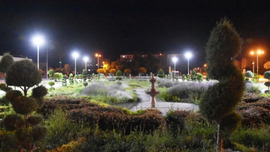 Kocasinan'daki Parklar ve Aydınlatma Çalışmaları