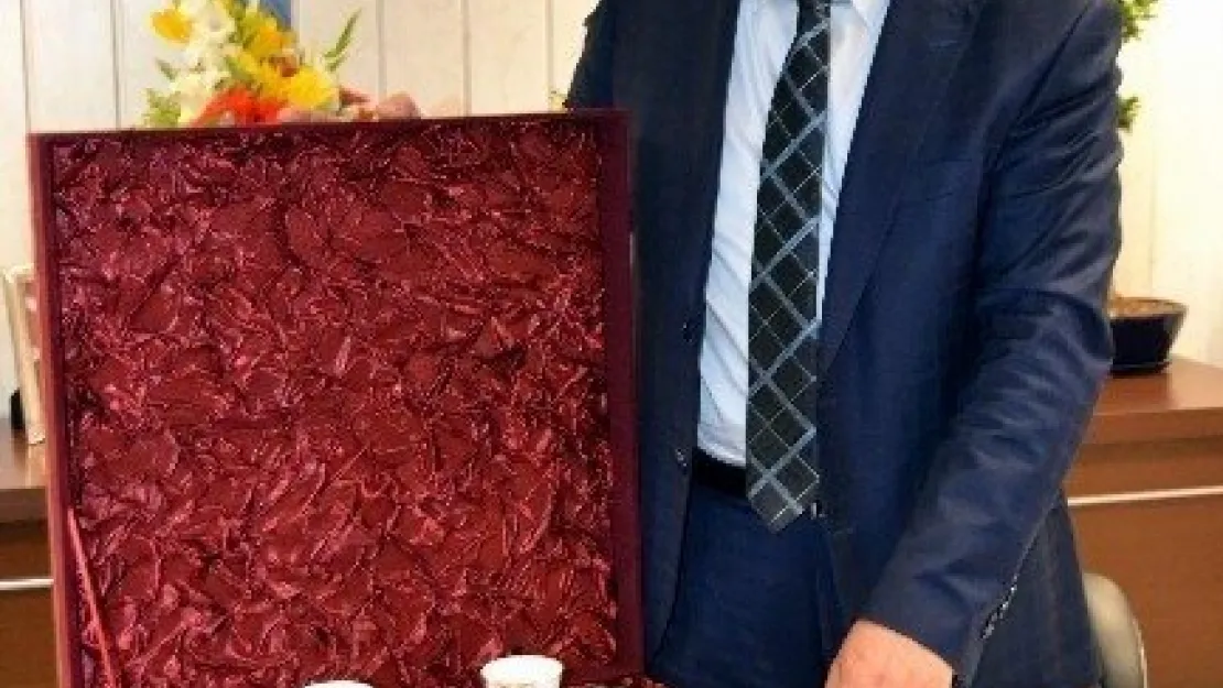 Kocasinan Belediyesinde Nikah Kıydıran Çiftlere Nikah Paketi Hediye 