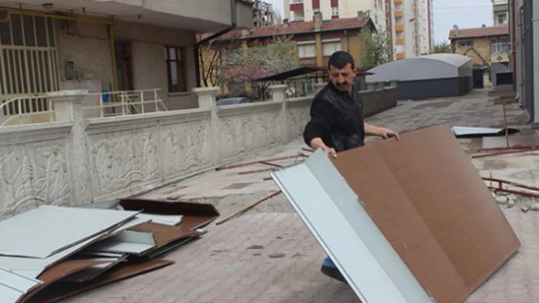 Kuvvetli rüzgar etkili oluyor