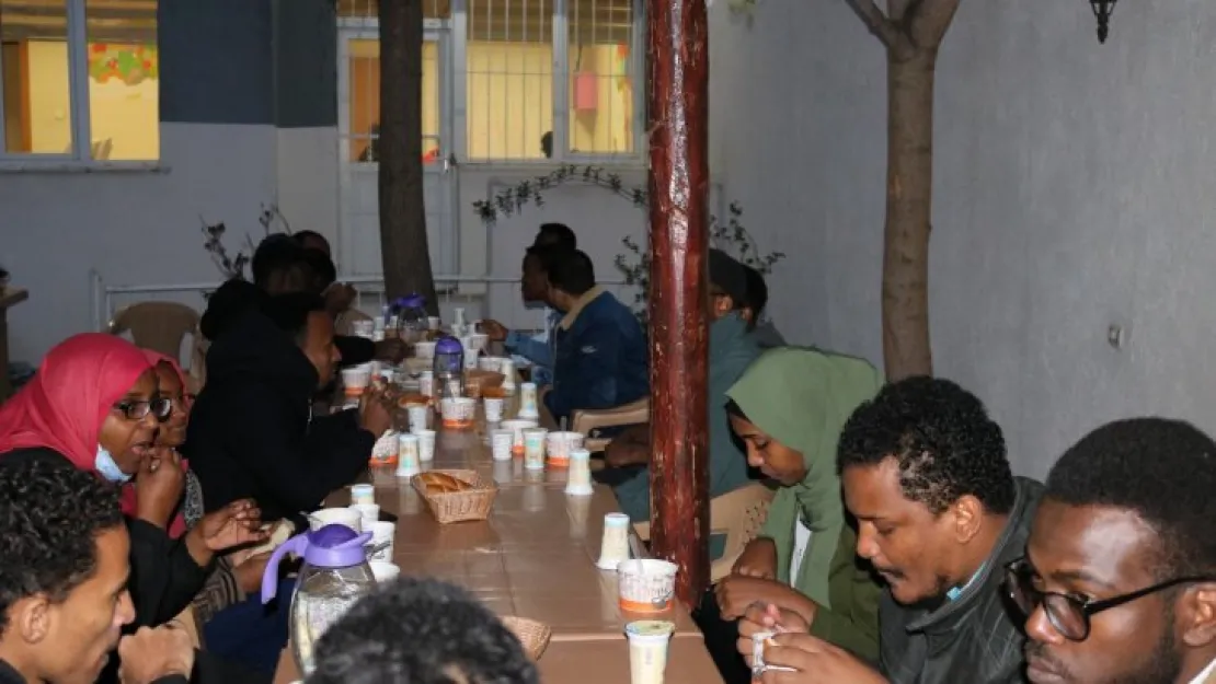 Medeniyetin Burçları Derneğinden Ramazan boyunca iftar