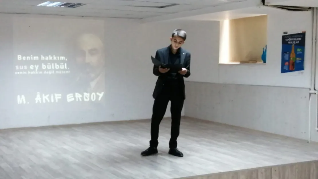 Mehmet Akif Ersoy Yeşilhisar'da anıldı