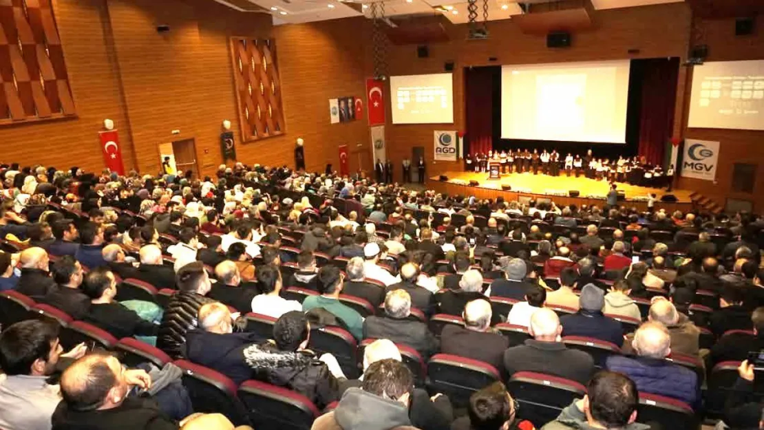 Mekke'nin Fethi ve Kudüs Gecesi programına yoğun ilgi