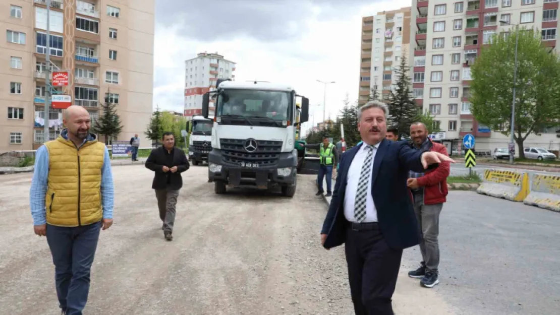 Melikgazi Belediyesi, asfalt çalışmaları devam ediyor