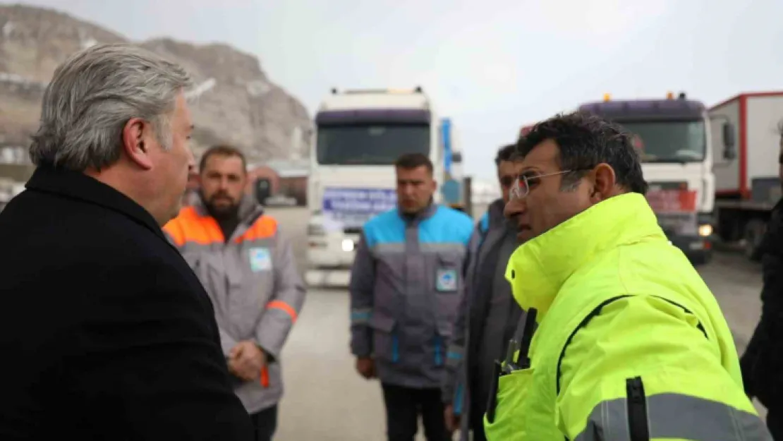 Melikgazi'nin Personel ve İş Makineleri ile Kahramanmaraş'a Desteği Devam Ediyor