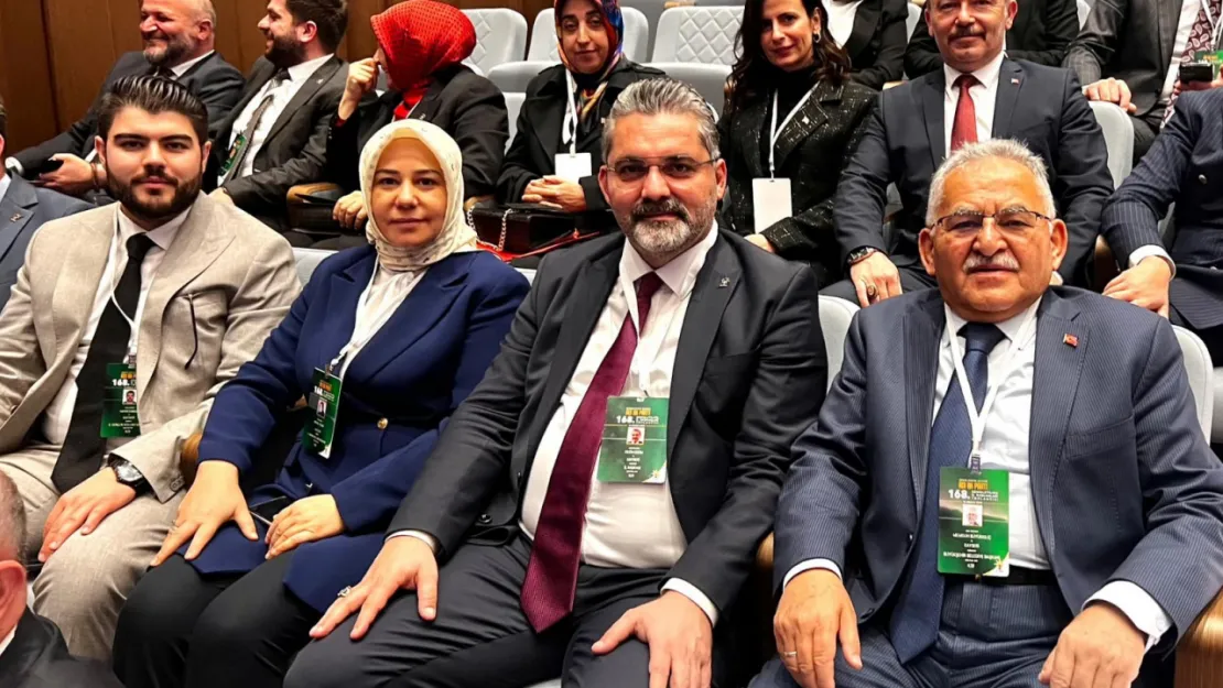 Memduh Büyükkılıç, AK Parti 168'inci Genişletilmiş İl Başkanları Toplantısı'na katıldı