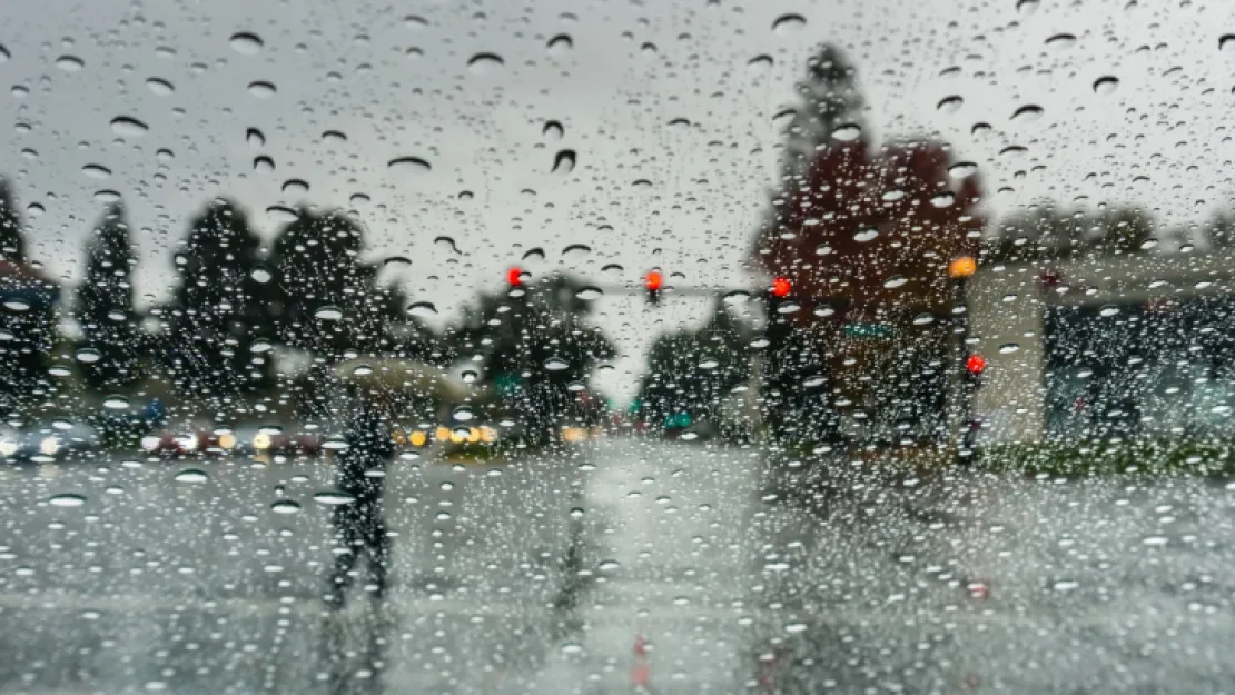 Meteoroloji'den sağanak yağış ve rüzgar uyarısı