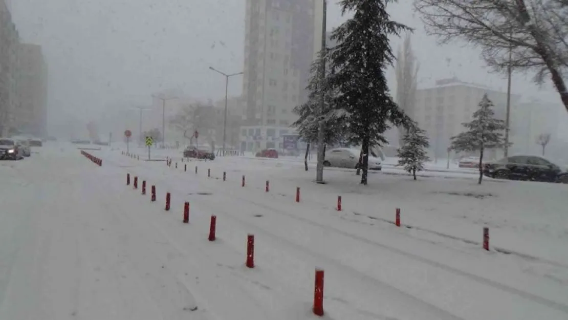 Meteorolojiden kuvvetli rüzgar ve buzlanma uyarısı