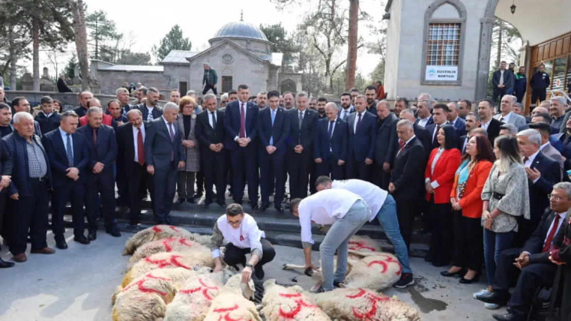 MHP'de 10 aday için kurban kesildi