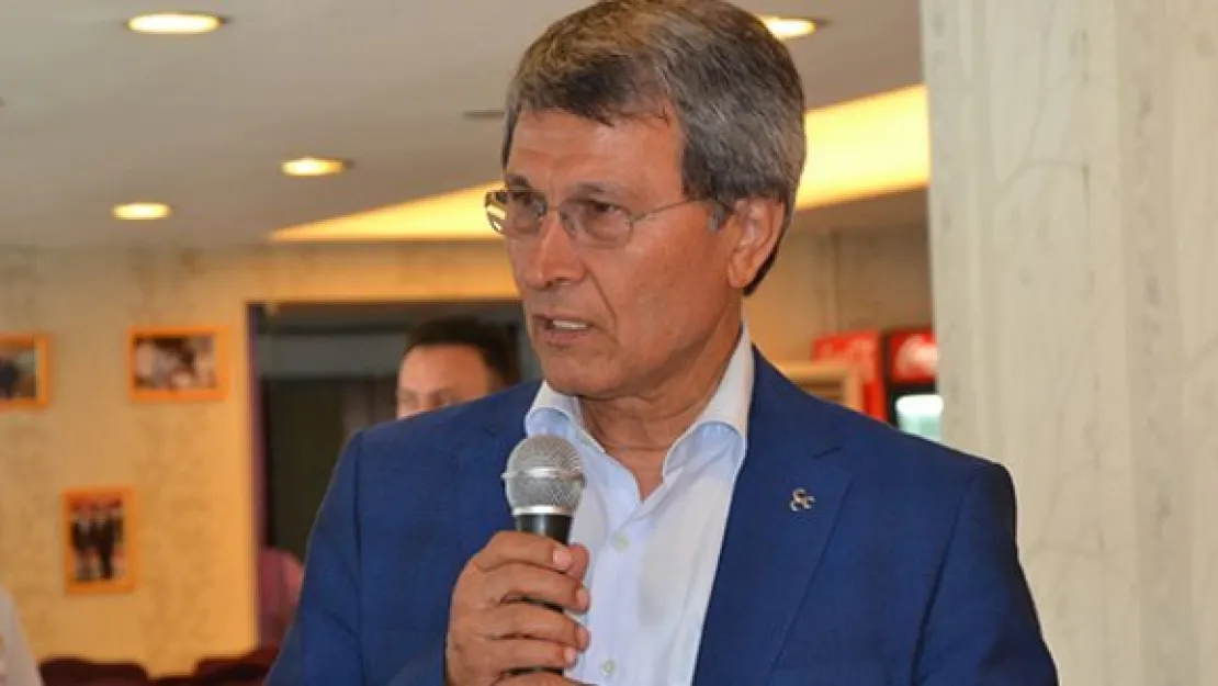 MHP Milletvekili adayları Hukukçularla bir araya geldi