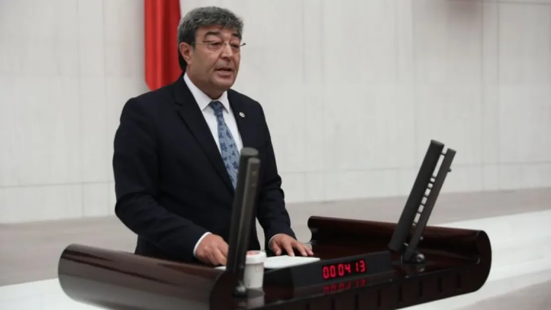 Milletvekili Ataş, bu kez de Suriyeliler üzerinden yüklendi