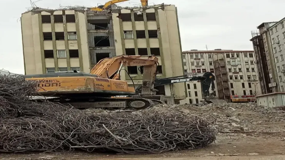 Milletvekili Baki Ersoy, Öğretmenevi ile İlgili Soru Önergesi Verdi