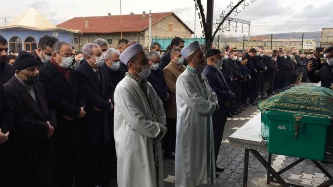 Milletvekili Durmaz'ın babası son yolculuğuna uğurlandı