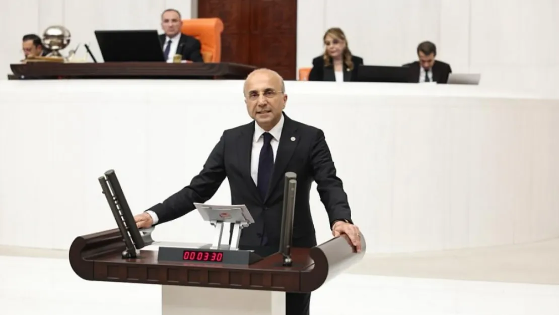 Milletvekili Genç'ten Bakan Yumaklı'ya pestisit sorusu