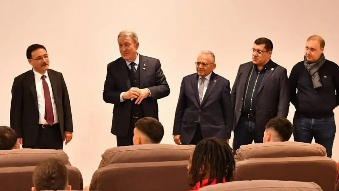 Milletvekili Hulusi Akar'dan, Kayserispor'a moral ve motivasyon ziyareti